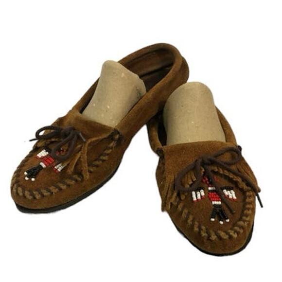 Minnetonka Moccasins Thunderbird Boat Moc Brown beadded size 8.5 - Picture 3 of 12
